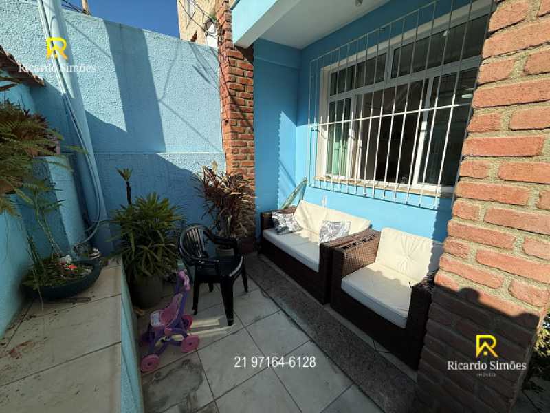 21 - Apartamento Tipo Casa - T - 21