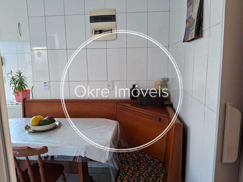 a0099c33-da31-4a0d-8974-b1da6f - 11