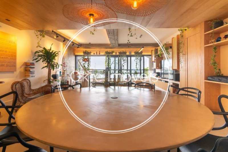 WhatsApp Image 2024-10-01 at 1 - 6