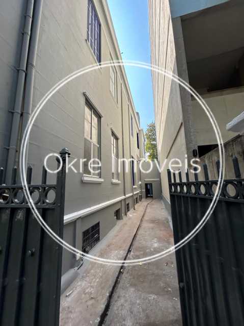 PHOTO-2024-10-15-21-03-48 16 - 47