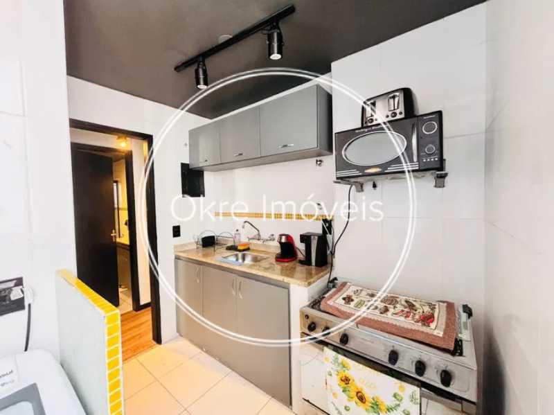 f1da1af7-aea7-4e85-8ed8-723366 - 9