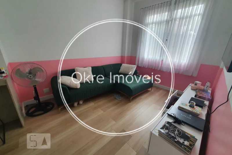 fb7b32aa-35a0-4ecd-9101-069a1d - 2