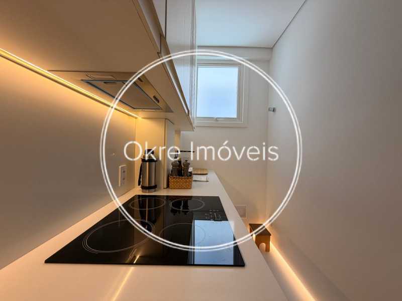 14c83ce7-d88d-4790-afa3-51647f - 8