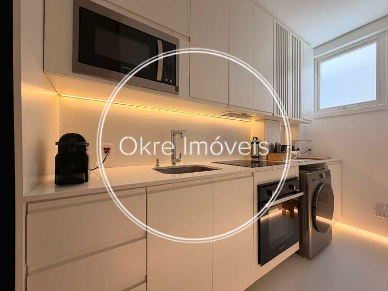 392bac82-2ca3-405f-be31-eb254a - 12