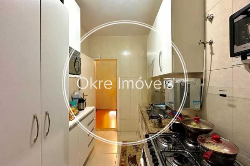 8f217a5f-8caa-4770-b9ea-8d7e6f - 4