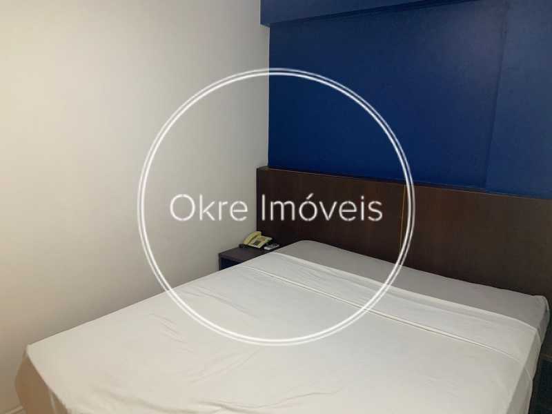 0af305d6-f7df-4b1f-ad59-19023a - 12