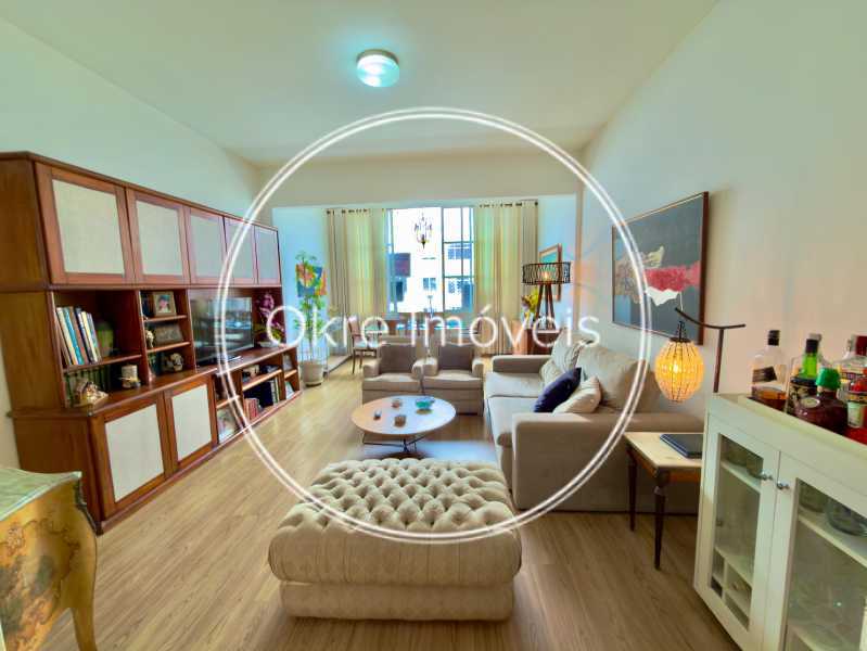 30a1d962-6192-4974-b2d2-f20742 - 4