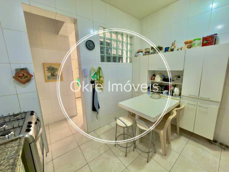 405ec7f1-c21f-49a7-a85e-aef62f - 19