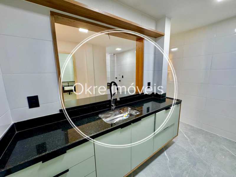 08fede2a-f417-415b-9499-81189b - 18