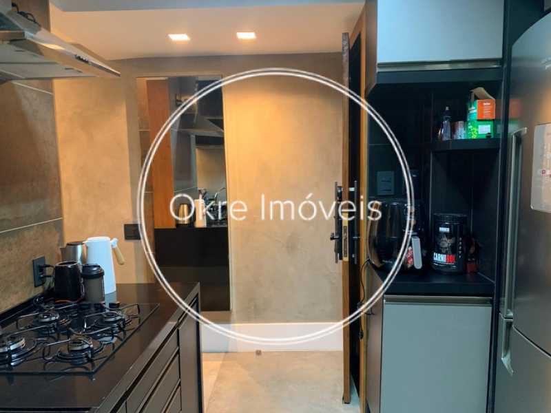 7e25c4f7-dca0-4f9c-b66d-31792d - 30