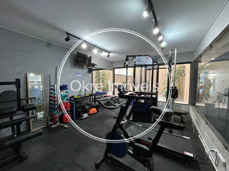 b7948790-4f73-4b0d-b5d8-5a6746 - 17