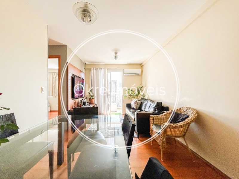 WhatsApp Image 2025-09-22 at 1 - 4