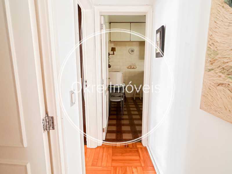 4A6EF8BF-D8BC-4691-A0ED-AB2E77 - 4