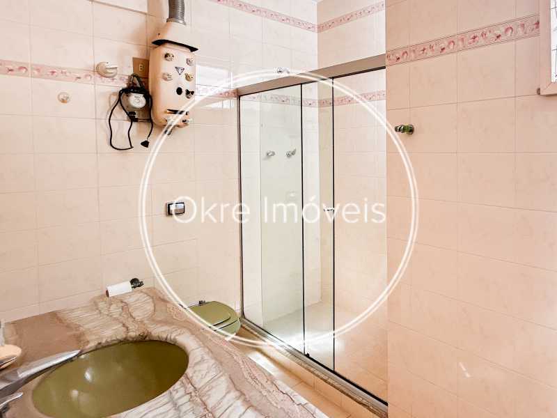 2CAC5BC3-A84C-4FF3-B5DB-9FA6CC - 21