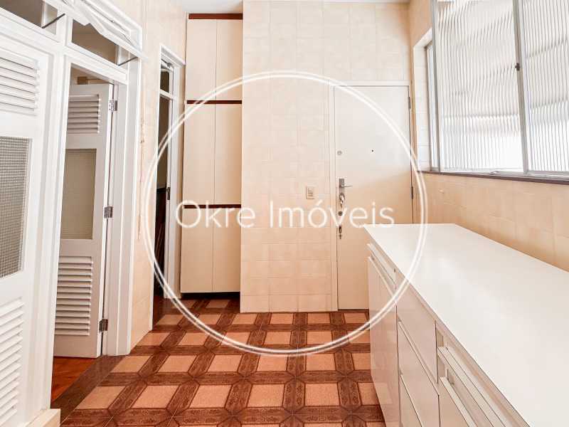 B599EBF7-7D93-4E53-AD27-13EBE5 - 12