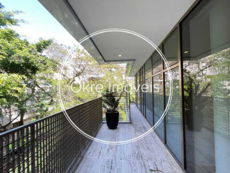 WhatsApp Image 2025-10-03 at 1 - 1