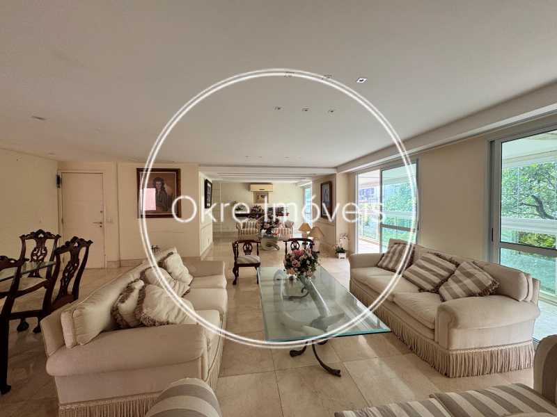 66ad8aa4-67b2-48bb-8c52-43cd8d - 3