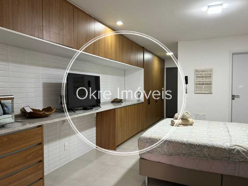 ec0d6468-8937-40f5-b9e0-408a6b - 23