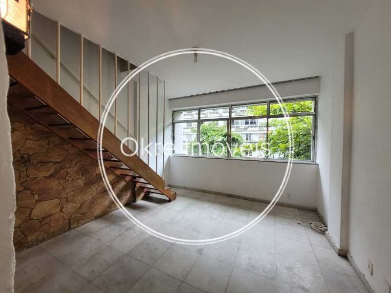 WhatsApp Image 2025-10-07 at 1 - 8