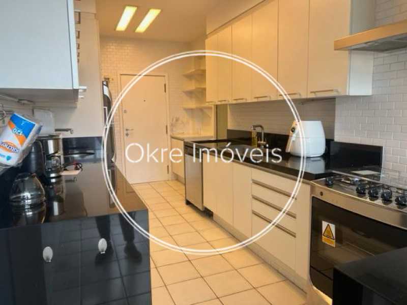 0aabab71-c26d-4ca2-9f66-26ba43 - 21