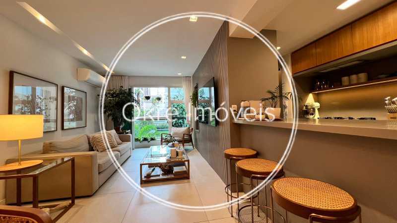 WhatsApp Image 2025-10-21 at 1 - 3