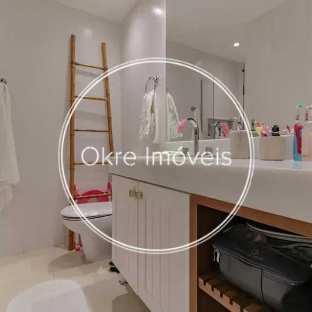 WhatsApp Image 2025-10-22 at 1 - 29