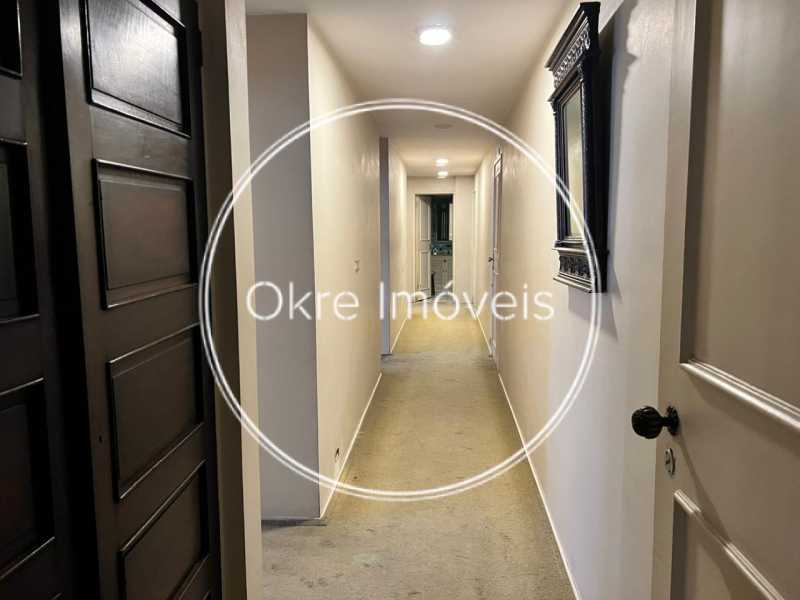 WhatsApp Image 2025-10-17 at 1 - 8