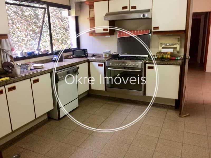 WhatsApp Image 2025-10-31 at 1 - 17