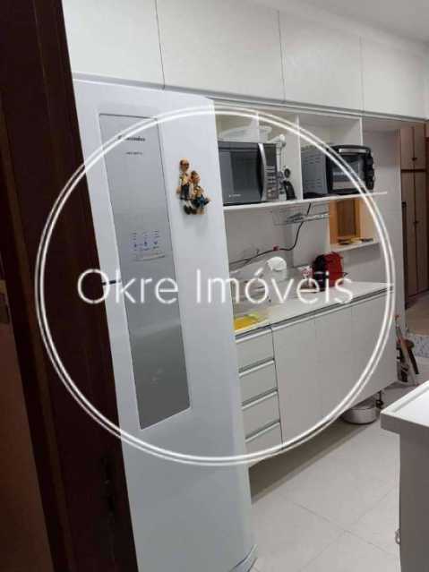 24f55e59e3f848bda83df8d8fdbfe6 - 11