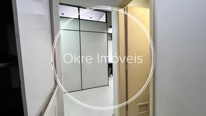 2e5449e6-537c-46f2-8058-cfd92b - 8