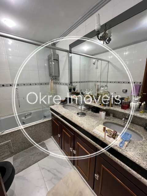 5b2dc44a-88ff-42ee-a1fa-180e6a - 20