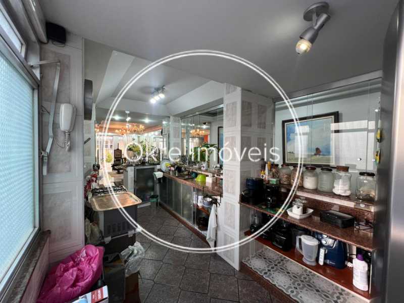 d514effe-1eb1-49f9-acc9-fbee11 - 13