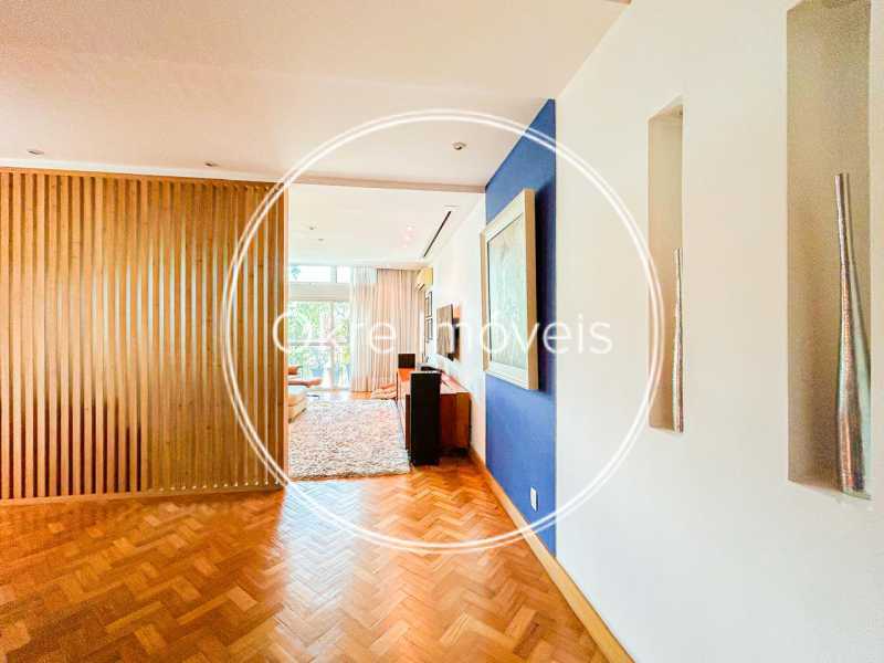 WhatsApp Image 2025-11-19 at 1 - 7