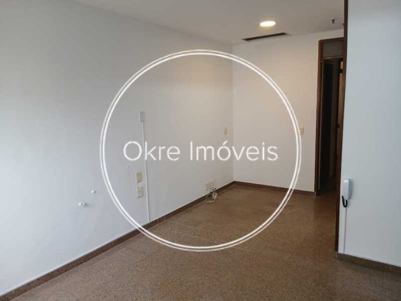 WhatsApp Image 2025-11-21 at 1 - 7