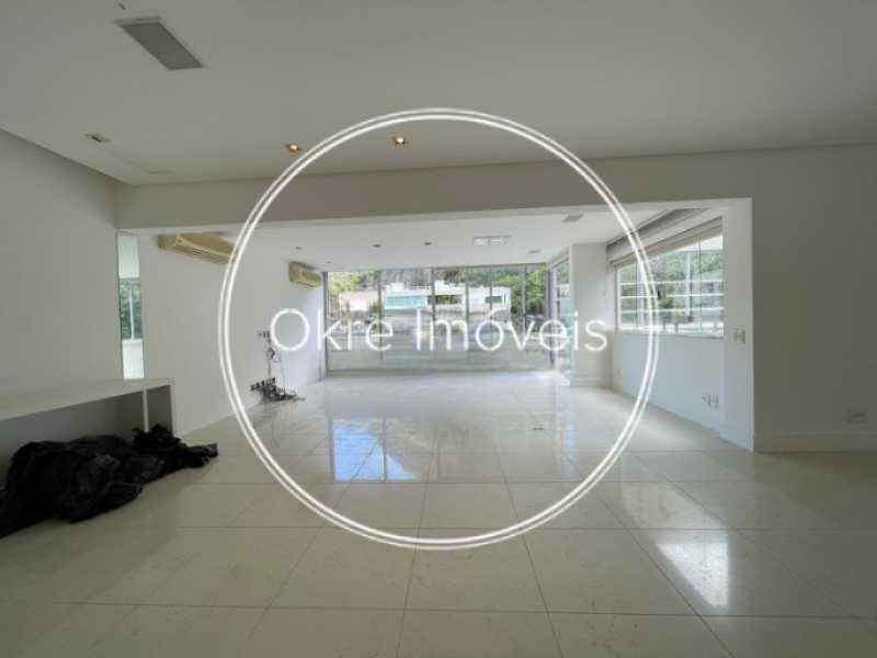 WhatsApp Image 2025-11-18 at 1 - 4