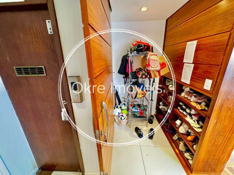 Conheça Hall de entrada do imóvel - COBERTURA À VENDA EM COPACABANA. - LECO50045 - 14 Hall de entrada - 14