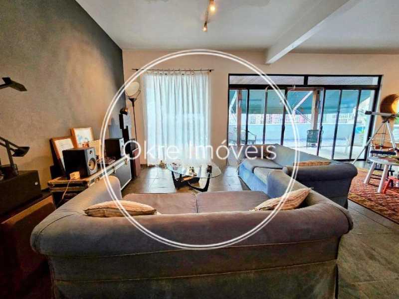 WhatsApp Image 2025-11-27 at 1 - 4