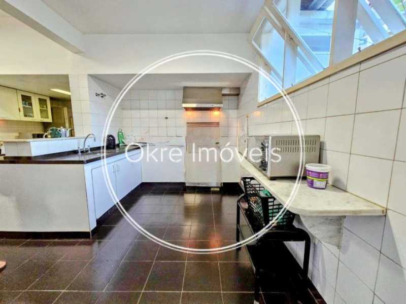 WhatsApp Image 2025-11-27 at 1 - 40