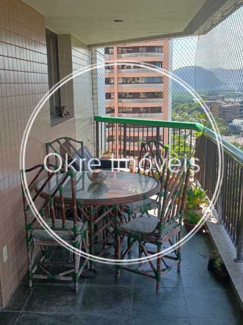 b211f3ab-94c3-4de2-bb7b-923abe - 22