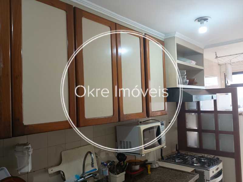 fe7e15f1-4f55-42d1-8682-72d89b - 32