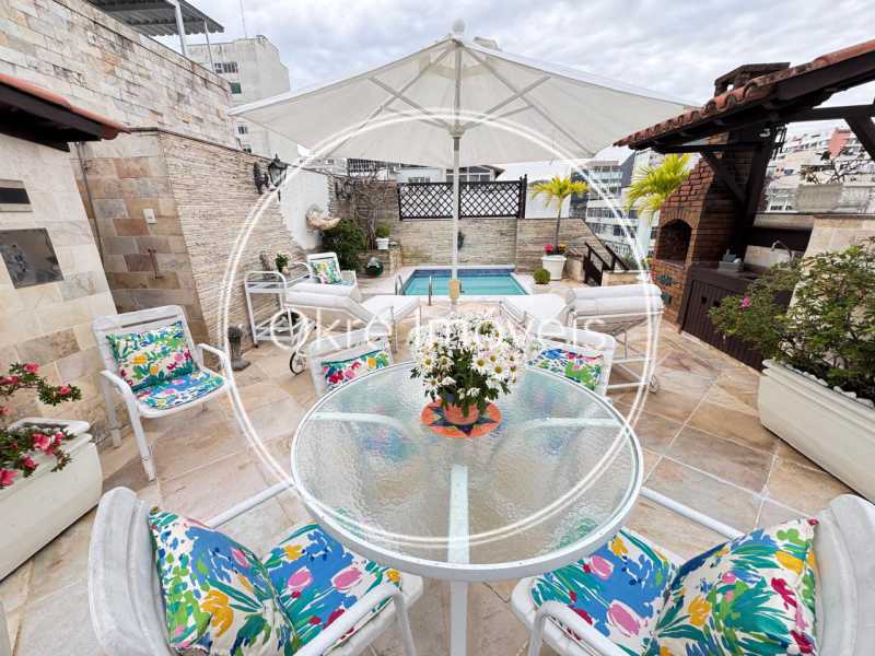 3577910B-5042-4E58-908C-64351B - 2