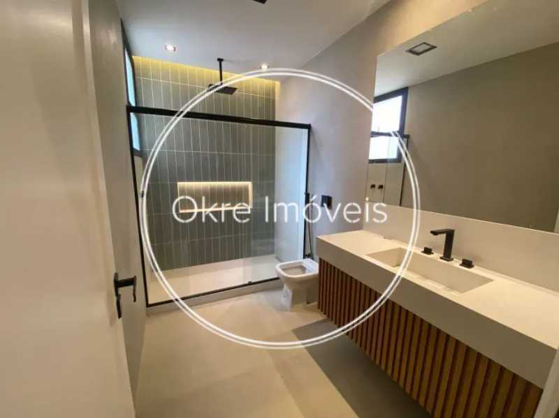 WhatsApp Image 2025-12-01 at 1 - 6