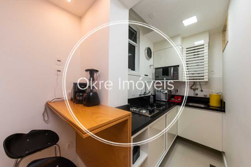 16b04820-964c-454f-8350-5c45e8 - 4