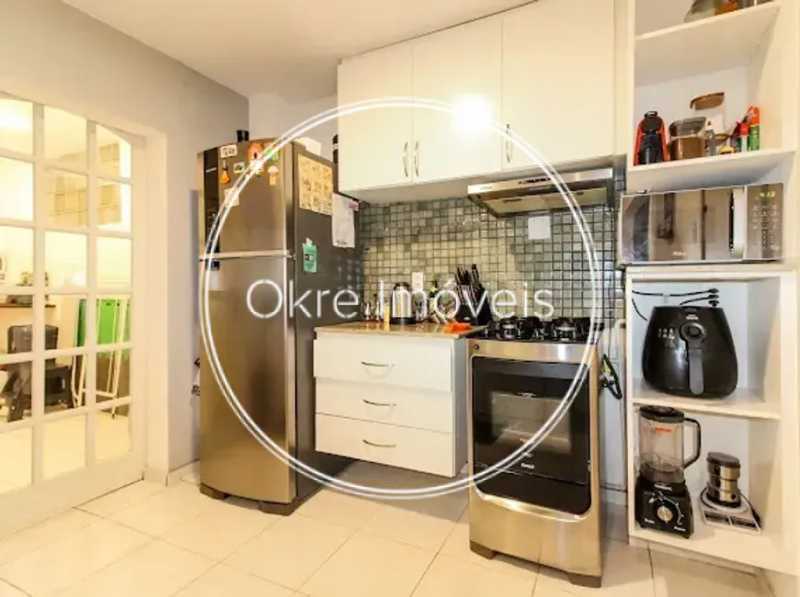 WhatsApp Image 2025-12-04 at 1 - 4