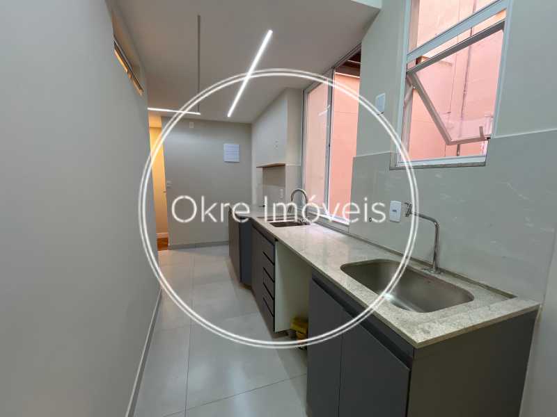 C7DC2B41-DC3E-40BA-8025-C9DBFE - 21