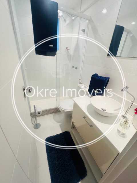 dcfd76c3-f5a0-444e-b748-e19ca9 - 7