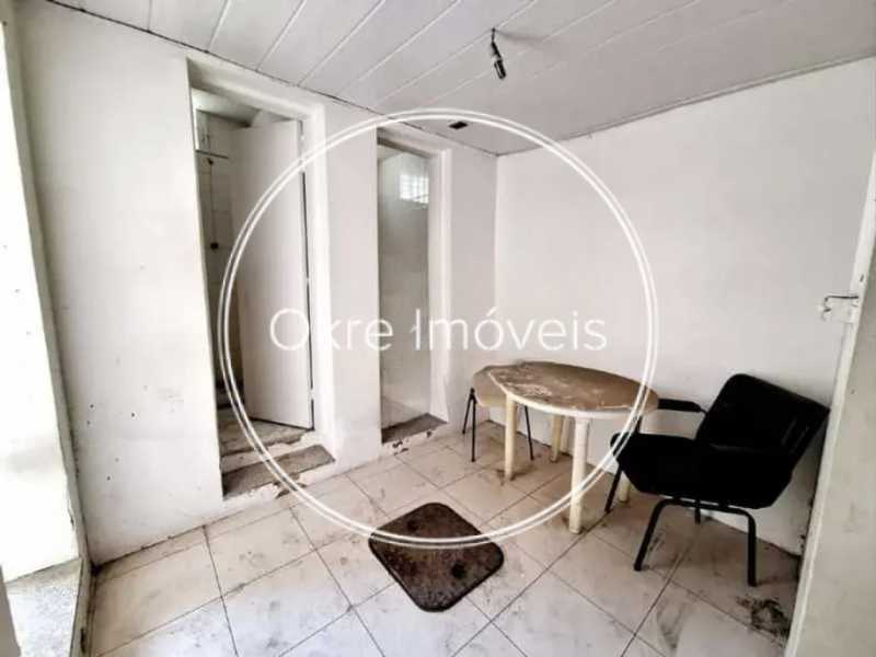 WhatsApp Image 2025-12-12 at 1 - 6