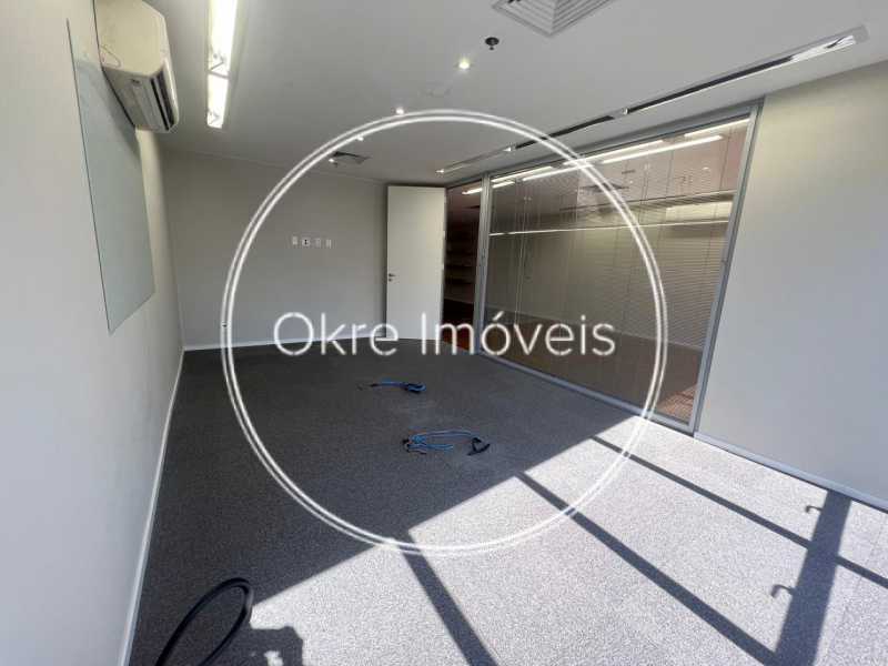 2a0b2775-ff5a-41ee-a887-9e8d94 - 3