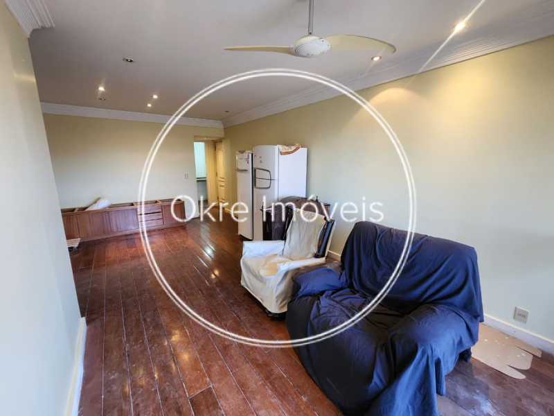 b9afd353-52fa-4718-81ea-f4f371 - 25