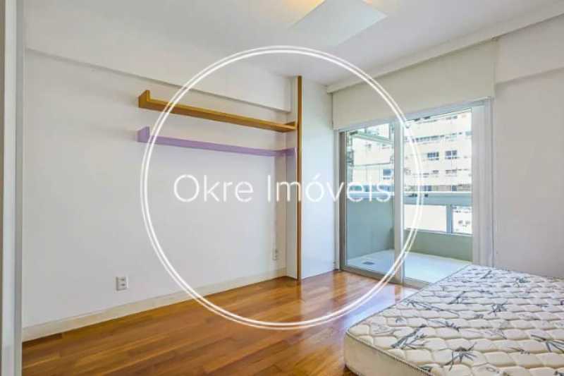 8258f61d-84e1-43f0-8b49-6f7141 - 9